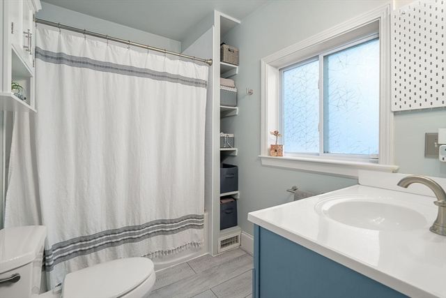 6-8 Oakland St 1, Cambridge, MA 02139