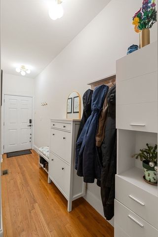 6-8 Oakland St 1, Cambridge, MA 02139