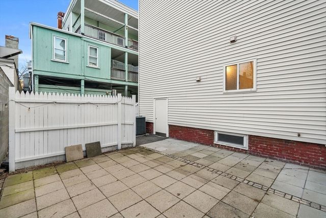 6-8 Oakland St 1, Cambridge, MA 02139