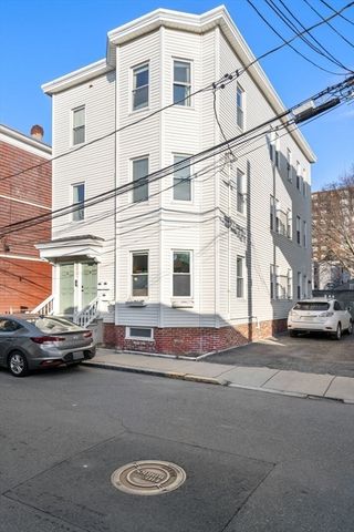 6-8 Oakland St 1, Cambridge, MA 02139