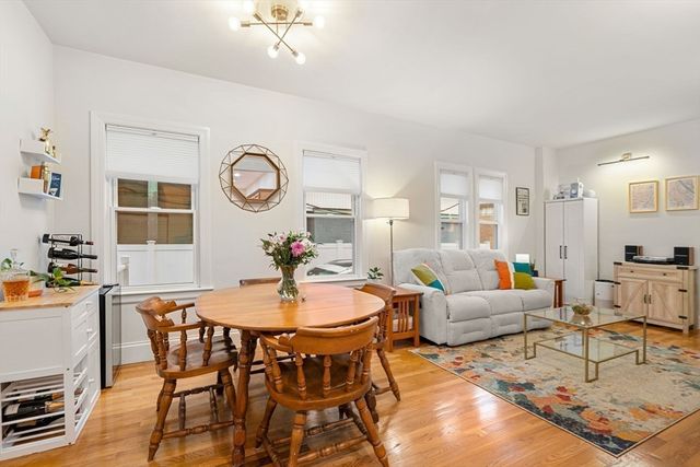 6-8 Oakland St 1, Cambridge, MA 02139