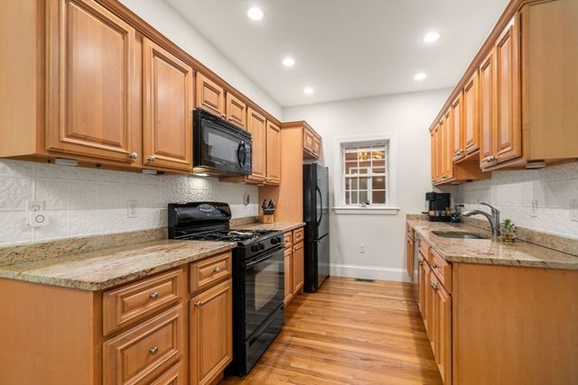 6-8 Oakland St 1, Cambridge, MA 02139