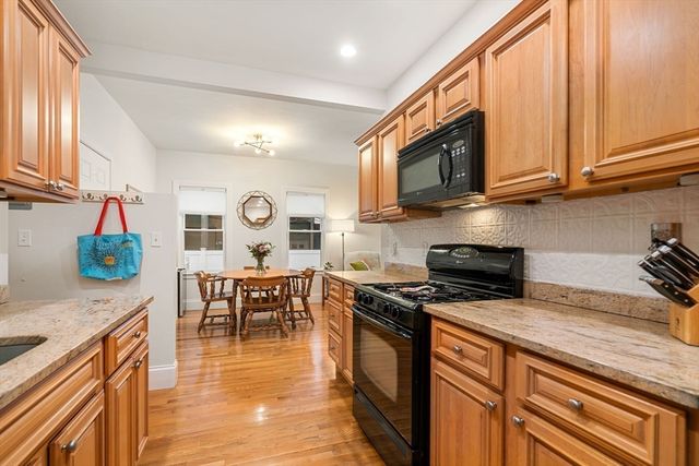 6-8 Oakland St 1, Cambridge, MA 02139