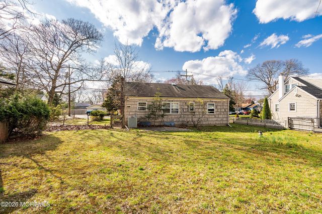 304 Old Mill Road, Spring Lake Heights, NJ 07762