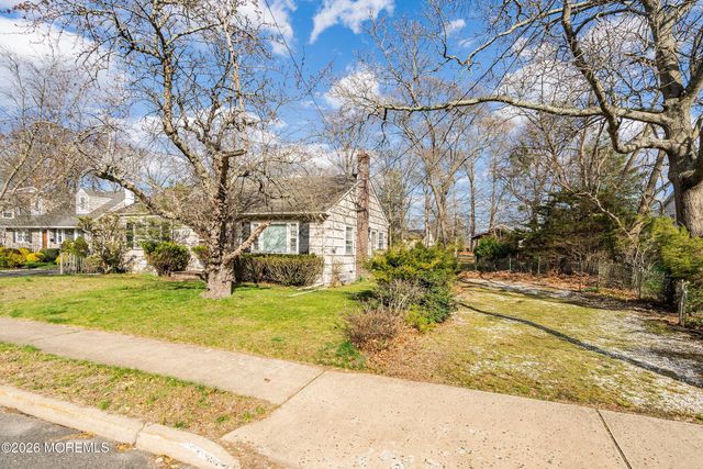 304 Old Mill Road, Spring Lake Heights, NJ 07762