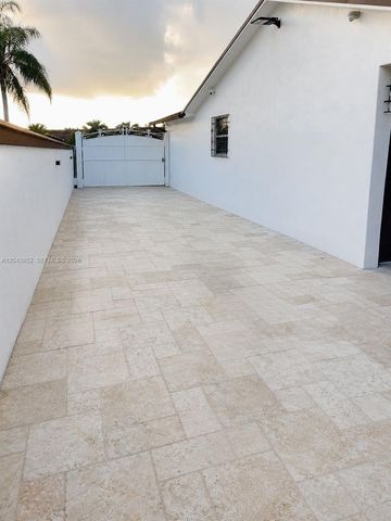 26764 SW 122nd Place, Homestead, FL 33032