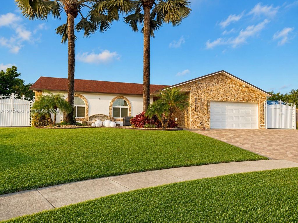 26764 SW 122nd Place, Homestead, FL 33032