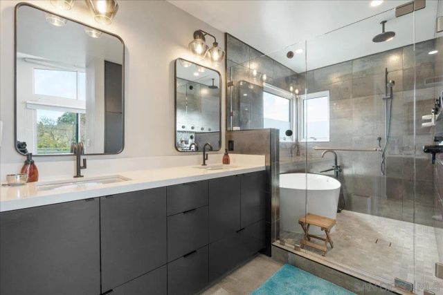 3075 Briand Ave, San Diego, CA 92122