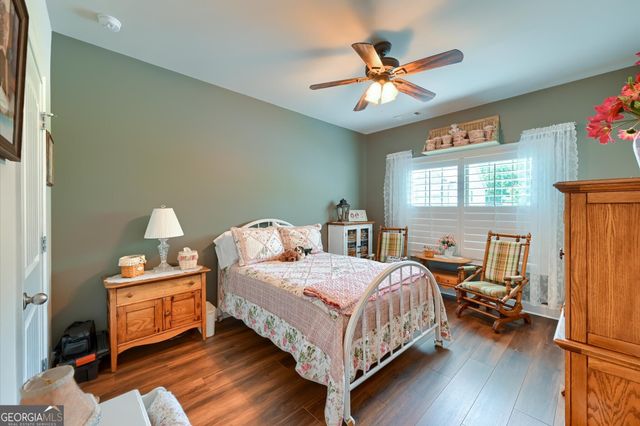 9 Lake Sydney Drive, Dawsonville, GA 30534