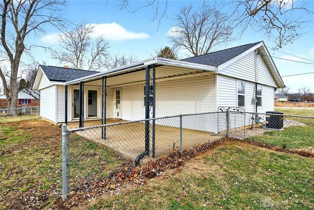 2925 S Tecumseh Road, Springfield, OH 45502