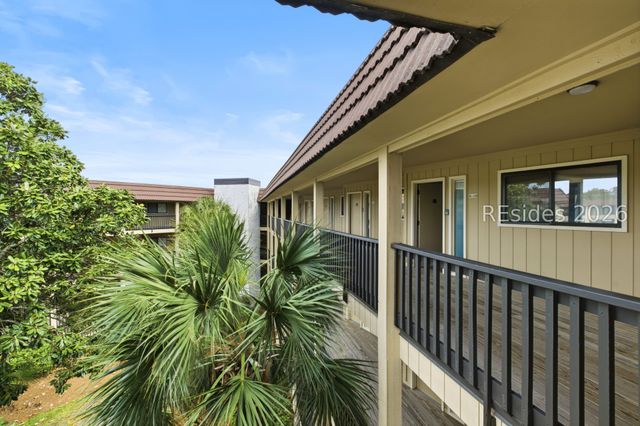 40 Folly Field Rd Apt B355, Hilton Head Island, SC 29928