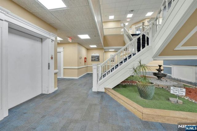 1033 Clifton Avenue 211, Clifton, NJ 07013
