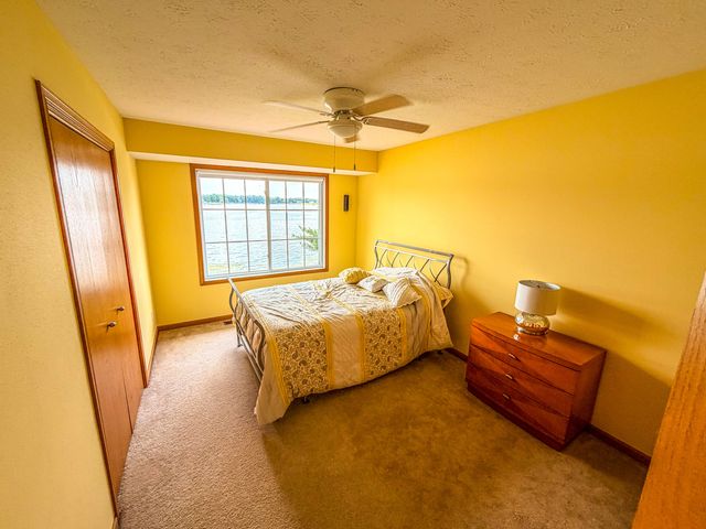 1682 Candlewick Drive SW, Poplar Grove, IL 61065