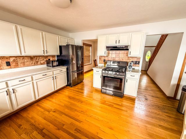 1682 Candlewick Drive SW, Poplar Grove, IL 61065