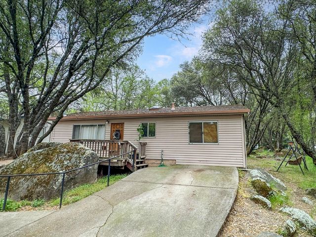 11457 Sandpiper Way, Penn Valley, CA 95946