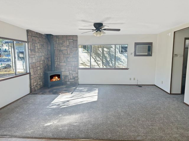11457 Sandpiper Way, Penn Valley, CA 95946