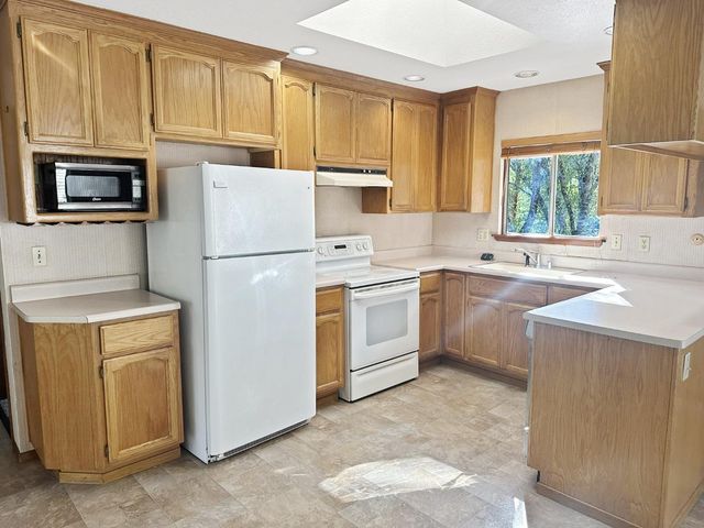 11457 Sandpiper Way, Penn Valley, CA 95946