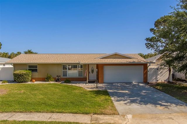 13057 89TH AVENUE, Seminole, FL 33776