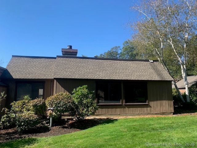 27 Canterbury Lane 27, Avon, CT 06001