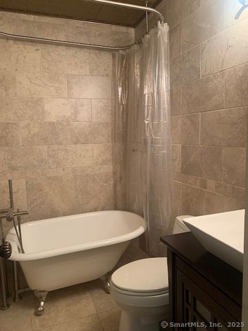 27 Canterbury Lane 27, Avon, CT 06001