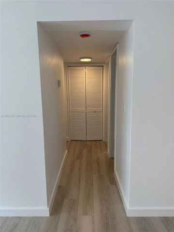 7251 SW 82nd St 15, Miami, FL 33143