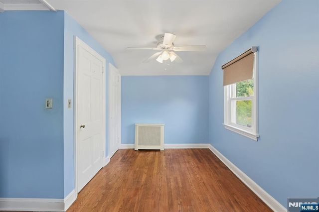 27 Beveridge Street, Teaneck, NJ 07666