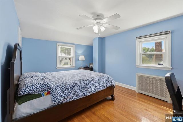 27 Beveridge Street, Teaneck, NJ 07666