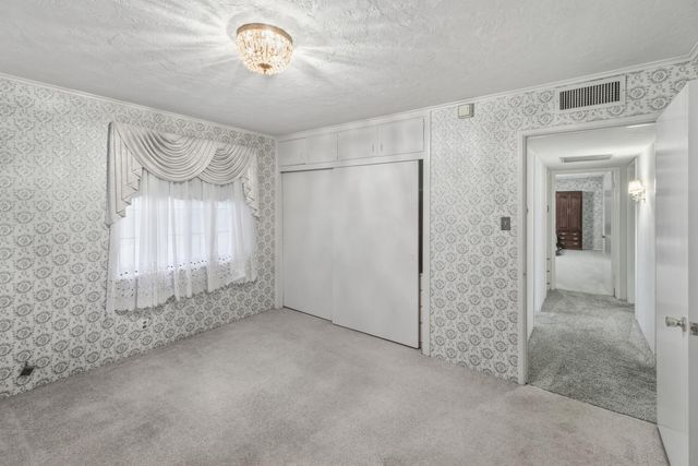 11704 E Nebraska Avenue, Selma, CA 93662