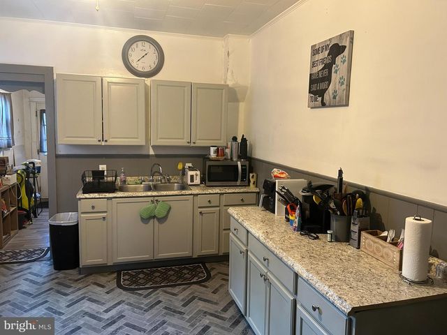 1453 W MAIN ST, West Norriton, PA 19403