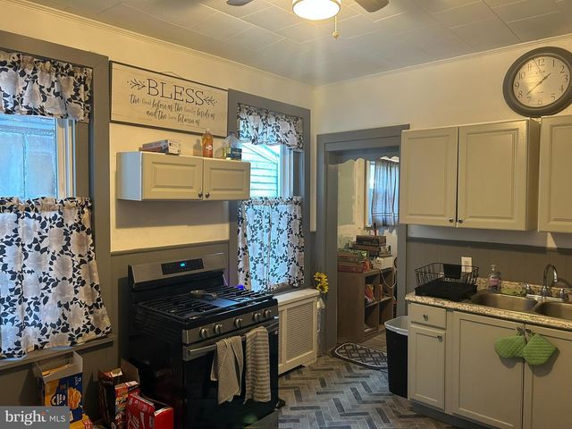 1453 W MAIN ST, West Norriton, PA 19403