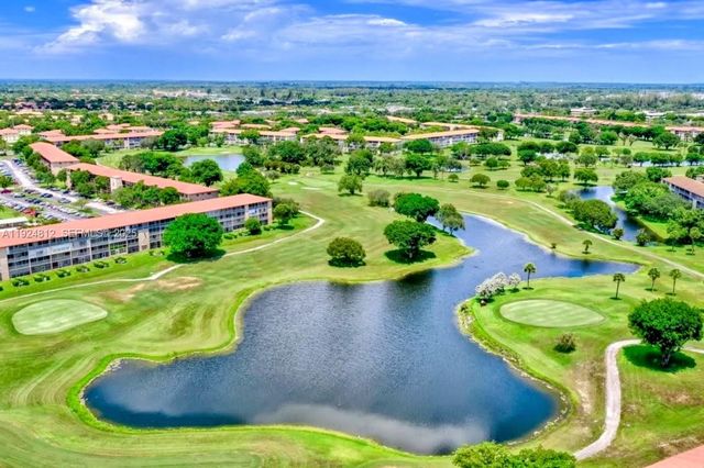 850 SW 133rd Ter 202B, Pembroke Pines, FL 33027