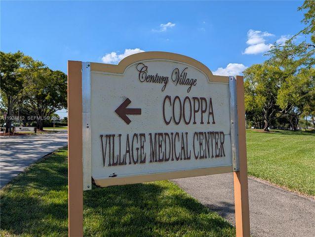 850 SW 133rd Ter 202B, Pembroke Pines, FL 33027