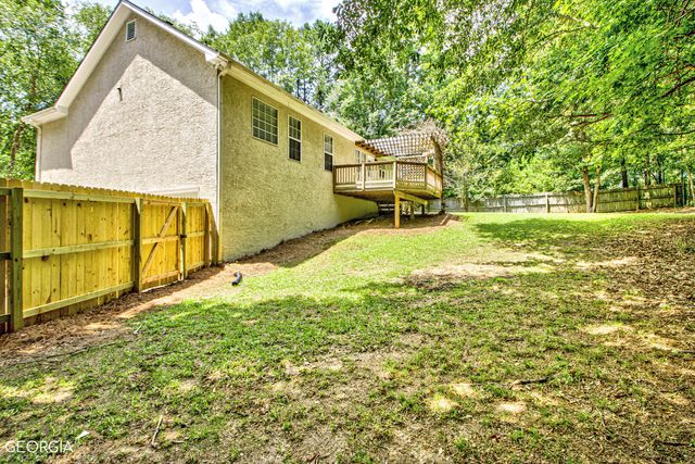 14 Michaels Crossing, Sharpsburg, GA 30277