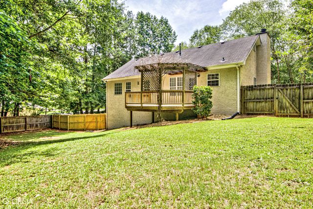 14 Michaels Crossing, Sharpsburg, GA 30277