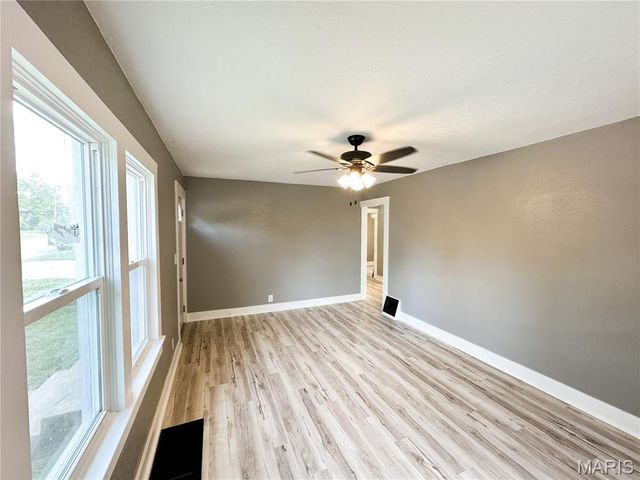 103 N Iron Street, Salem, MO 65560