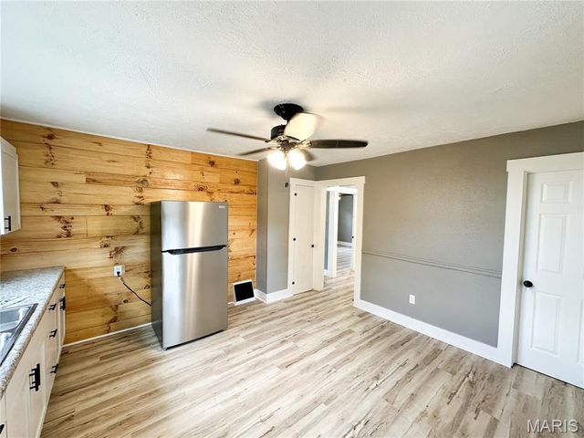 103 N Iron Street, Salem, MO 65560