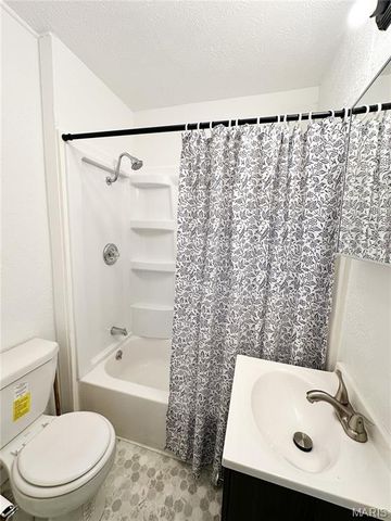 103 N Iron Street, Salem, MO 65560