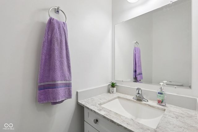 2302 Ashton Lane, Greenwood, IN 46143