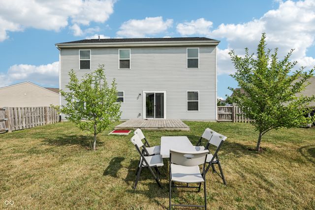 2302 Ashton Lane, Greenwood, IN 46143