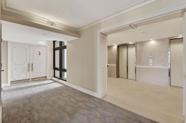 5380 N Ocean Drive 22i, Singer Island, FL 33404