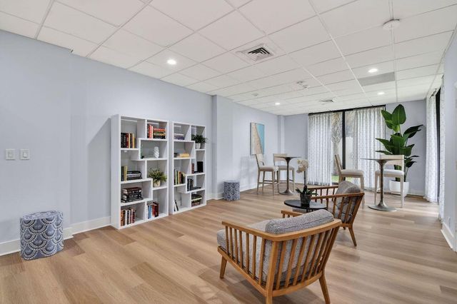 5380 N Ocean Drive 22i, Singer Island, FL 33404