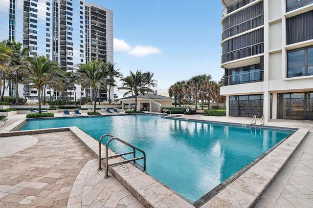 5380 N Ocean Drive 22i, Singer Island, FL 33404