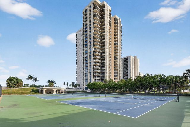 5380 N Ocean Drive 22i, Singer Island, FL 33404