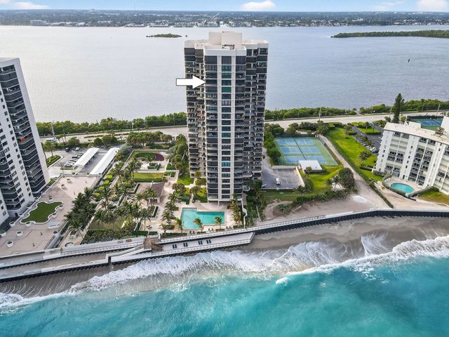 5380 N Ocean Drive 22i, Singer Island, FL 33404