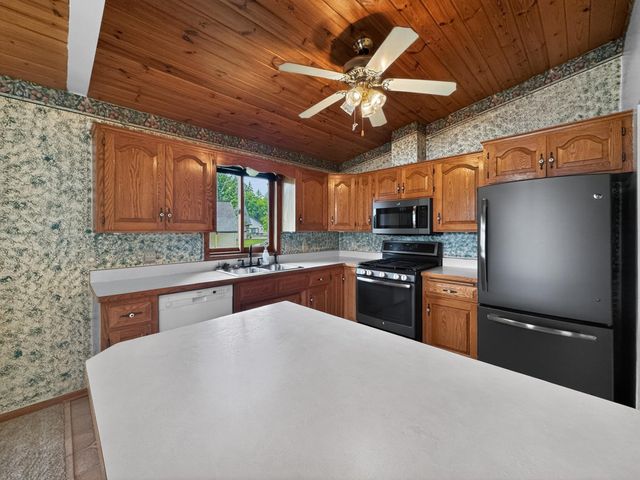 18302 Edgewater Road NE, Pine City, MN 55063