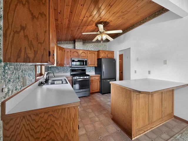 18302 Edgewater Road NE, Pine City, MN 55063