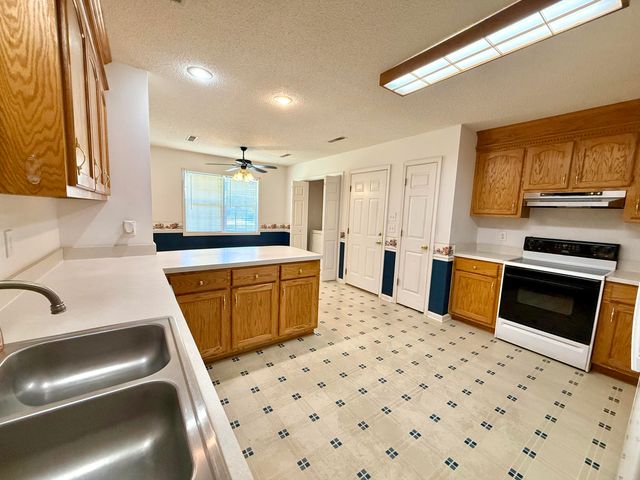 2980 Tamarah Way, Sumter, SC 29154