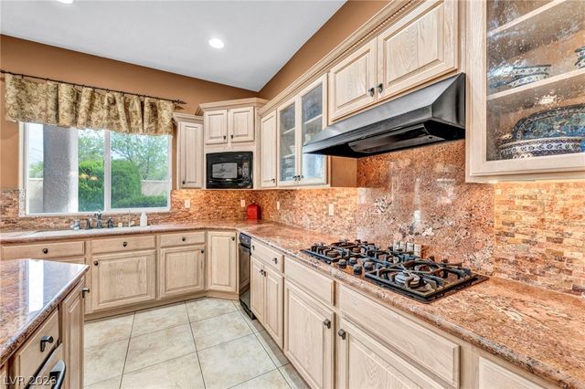 176 Brushton Court, Las Vegas, NV 89138