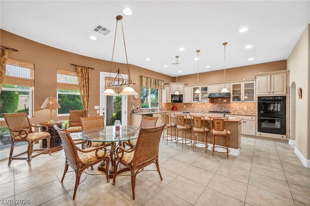 176 Brushton Court, Las Vegas, NV 89138