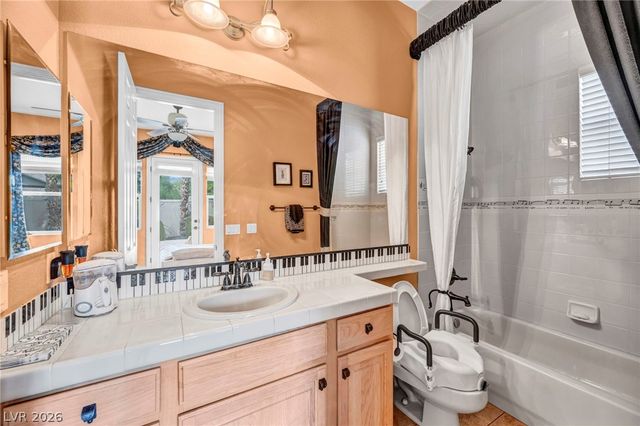 176 Brushton Court, Las Vegas, NV 89138